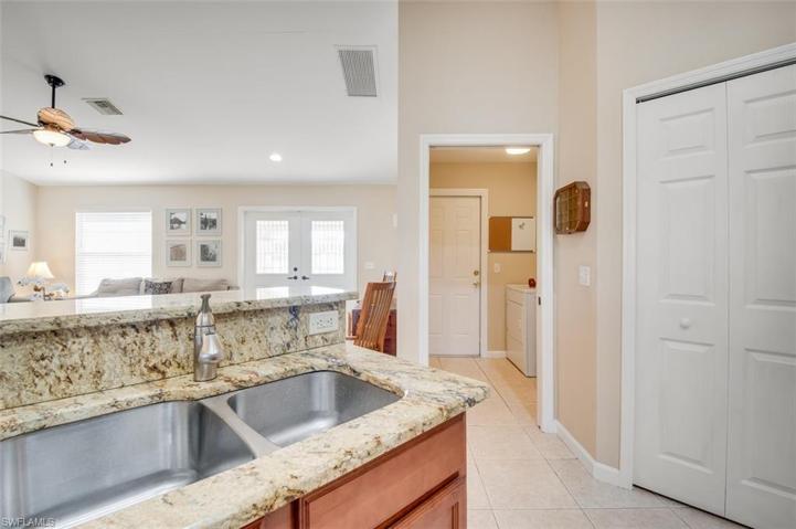 2913 SW 8th PL, CAPE CORAL FL 33914