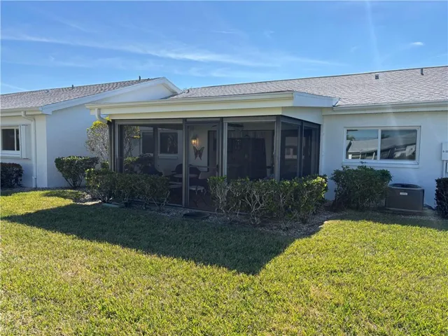 1515 Edgewater Cir, Fort Myers, Florida 33919