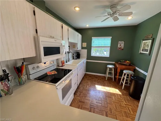 1515 Edgewater Cir, Fort Myers, Florida 33919