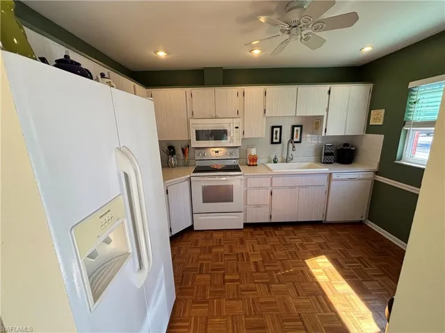 1515 Edgewater Cir, Fort Myers, Florida 33919