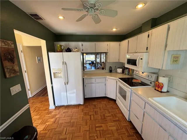 1515 Edgewater Cir, Fort Myers, Florida 33919