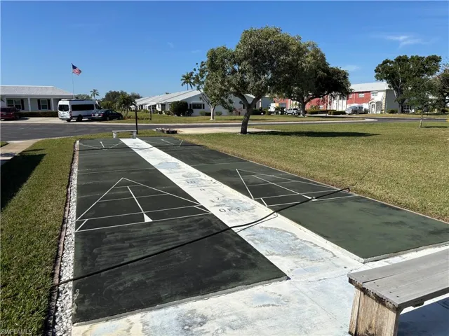 1515 Edgewater Cir, Fort Myers, Florida 33919