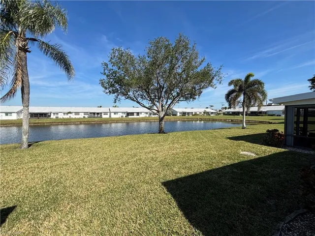 1515 Edgewater Cir, Fort Myers, Florida 33919