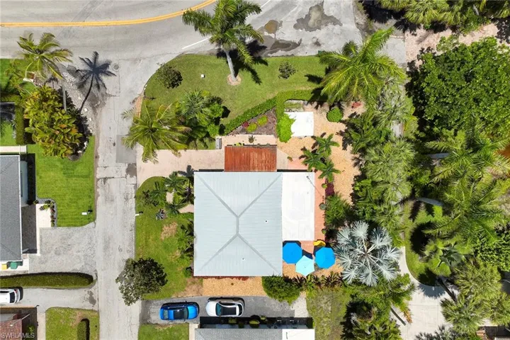 1711  Smugglers  CV, Naples, FL 34112