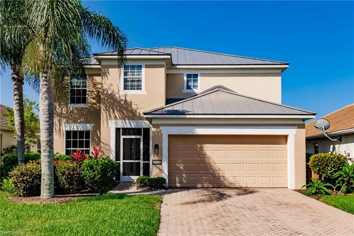 View of front of home featuring a garage