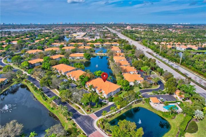 2585  Old Groves  RD, Naples, FL 34109