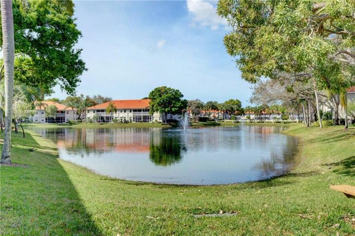 2585  Old Groves  RD, Naples, FL 34109
