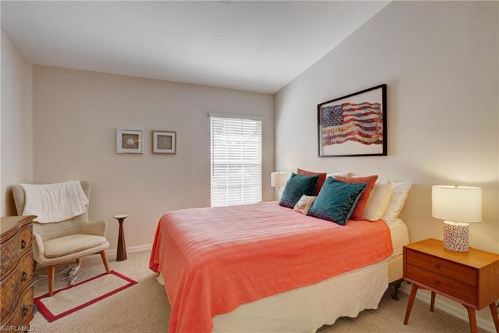 2585  Old Groves  RD, Naples, FL 34109