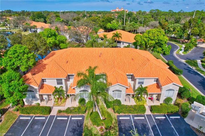2585  Old Groves  RD, Naples, FL 34109