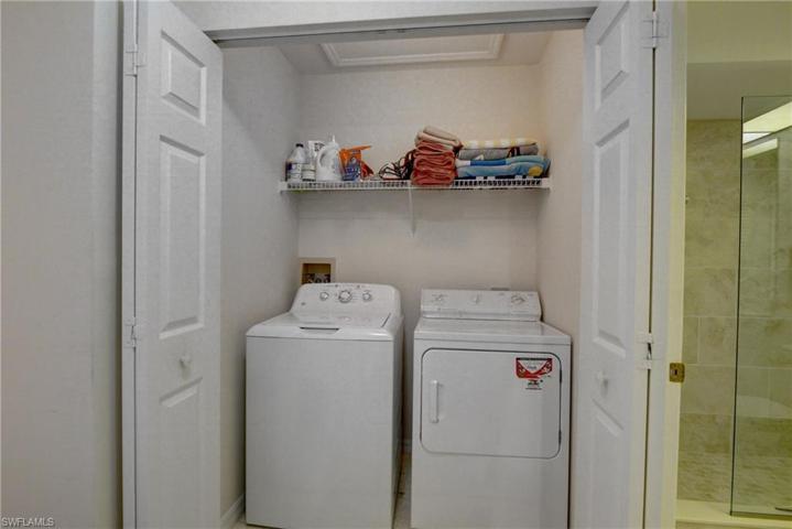 2585  Old Groves  RD, Naples, FL 34109