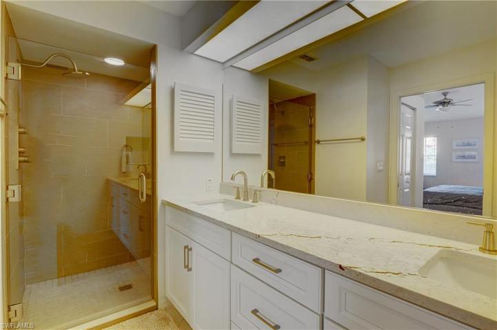 2585  Old Groves  RD, Naples, FL 34109