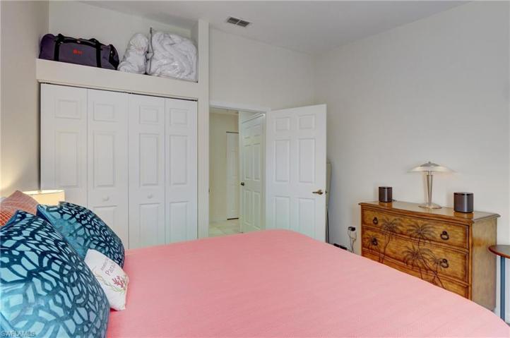 2585  Old Groves  RD, Naples, FL 34109
