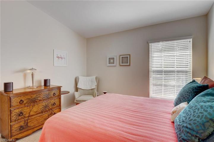 2585  Old Groves  RD, Naples, FL 34109