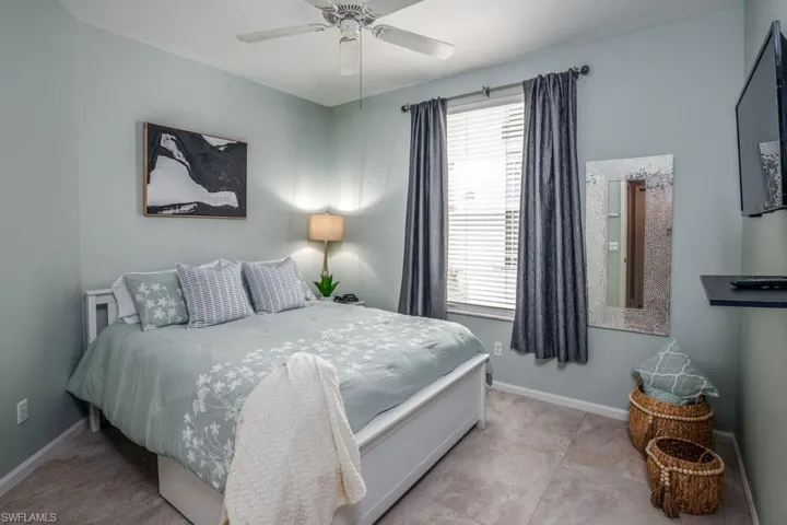 7852 Gardner Dr # 102, Naples Fl 34109