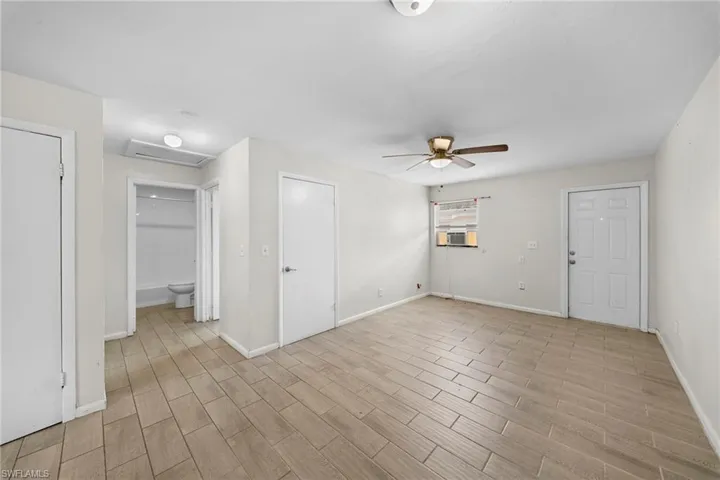 322  louise  AVE, Fort Myers, FL 33916