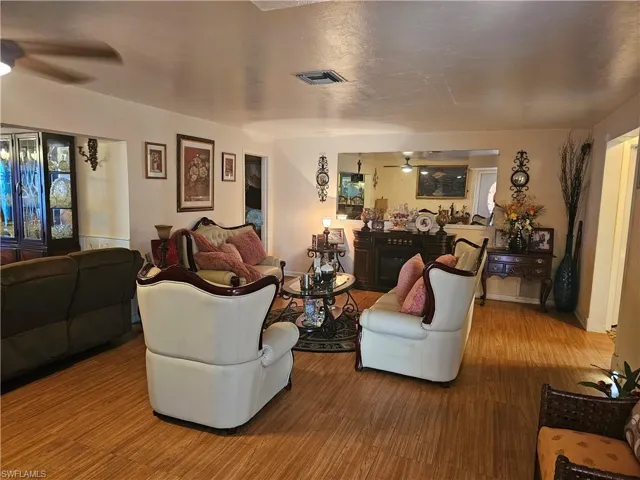 1520  Canal  ST, Lehigh Acres, FL 33936