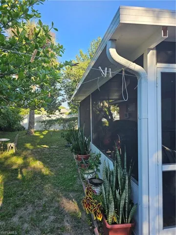 1520  Canal  ST, Lehigh Acres, FL 33936