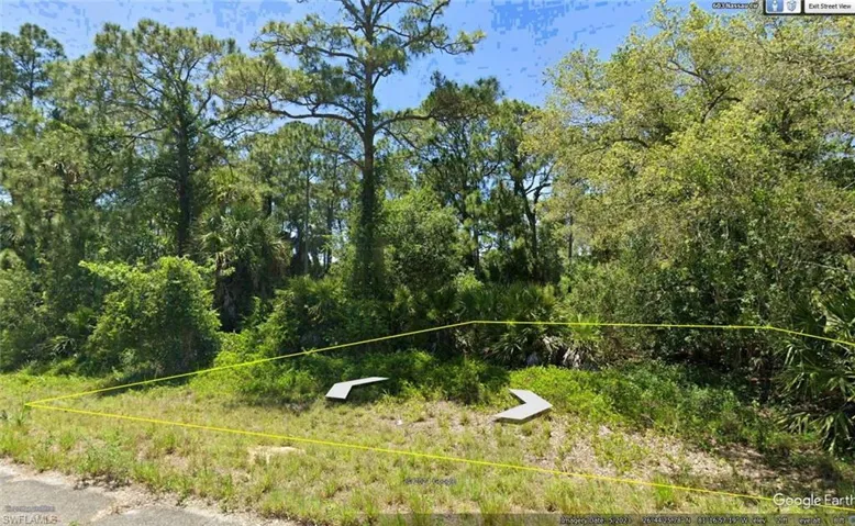 602  Nassau  CIR, Labelle, FL 33935