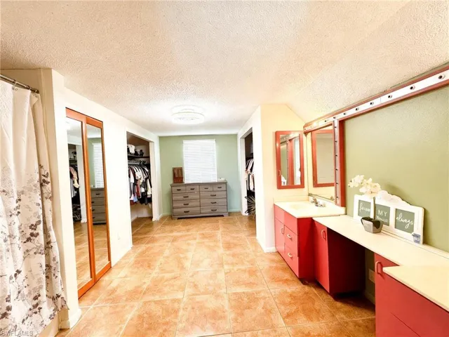 429 Sw 44th St, Cape Coral, Florida 33914