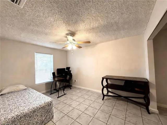 429 Sw 44th St, Cape Coral, Florida 33914