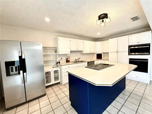 429 Sw 44th St, Cape Coral, Florida 33914