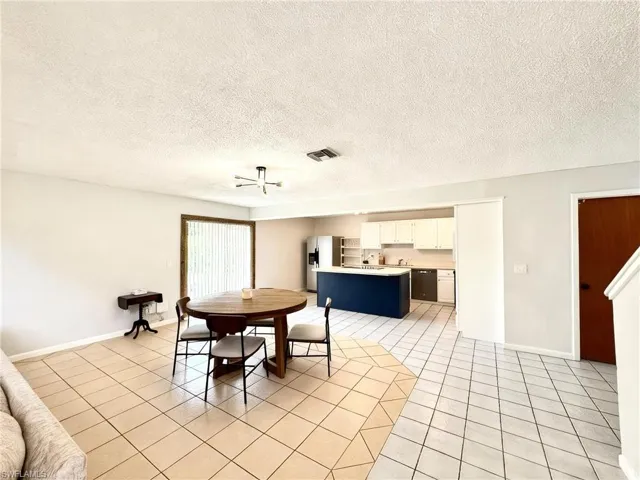 429 Sw 44th St, Cape Coral, Florida 33914