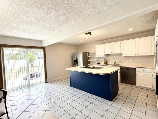 429 Sw 44th St, Cape Coral, Florida 33914