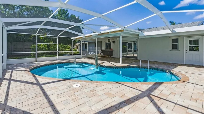 Large pool area with new pavers