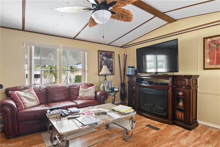23  Monaco  TER, Naples, FL 34112