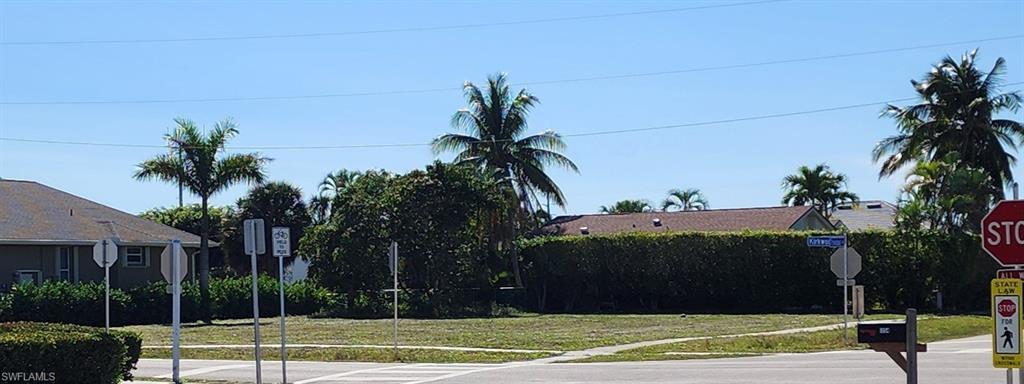 138 Kirkwood ST, MARCO ISLAND FL 34145