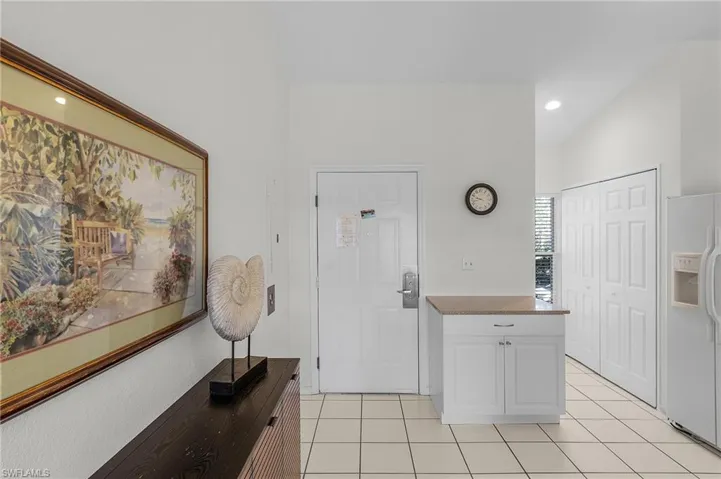 7870 Mahogany Run Ln 1724, Naples, Florida 34113