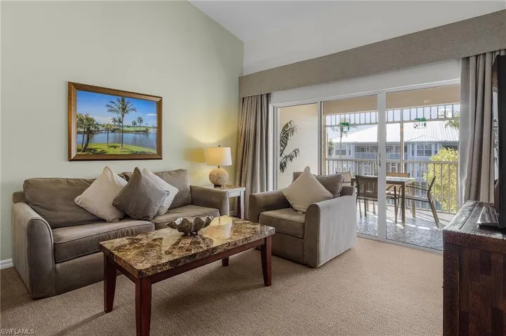 7870 Mahogany Run Ln 1724, Naples, Florida 34113