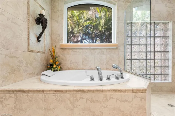 15600  Catalpa Cove  DR, Fort Myers, FL 33908
