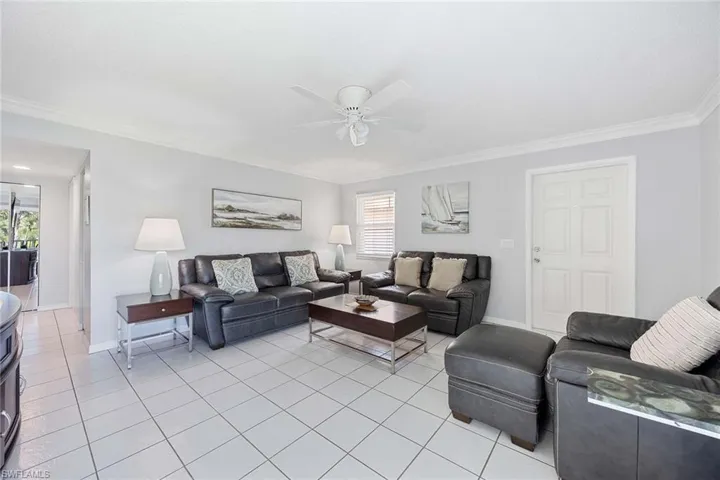 1155  Sandpiper  ST, Naples, FL 34102