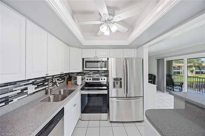 1155  Sandpiper  ST, Naples, FL 34102