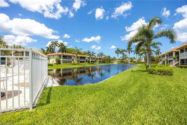 1155  Sandpiper  ST, Naples, FL 34102