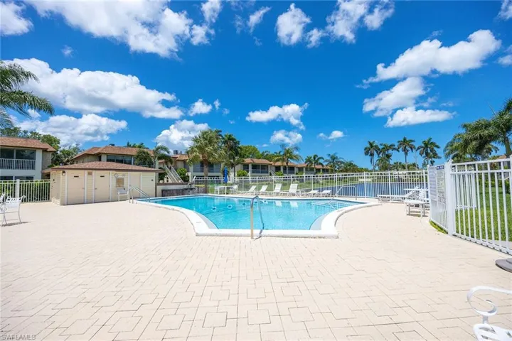 1155  Sandpiper  ST, Naples, FL 34102
