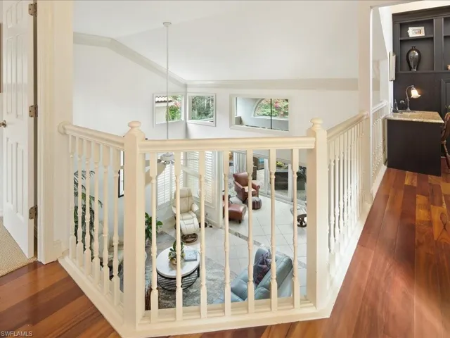 156  Amblewood  LN, Naples, FL 34105