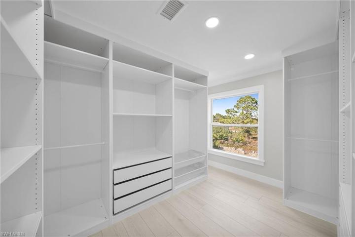 Master Custom Closet