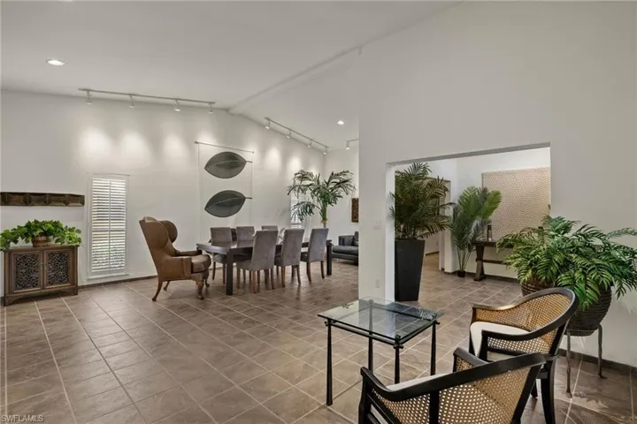 View of common area
