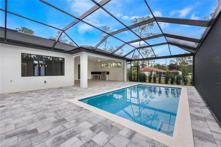 2806 Golden Gate Blvd W, Naples, Florida 34120