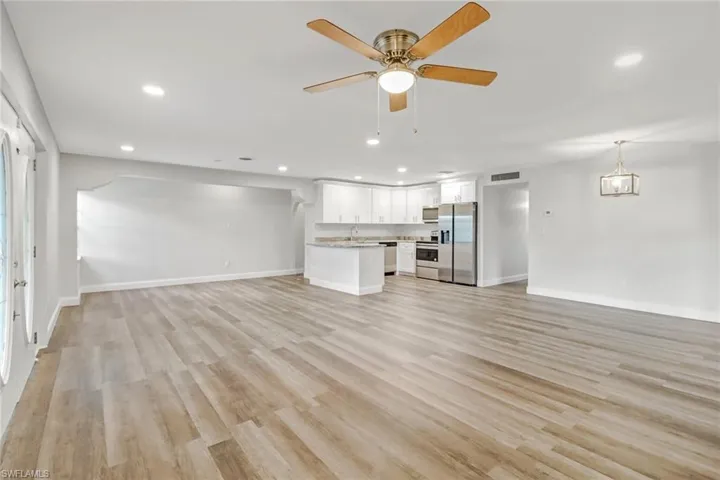 Spacious Open Floor Plan - Perfect for Hosting Family & Friends!