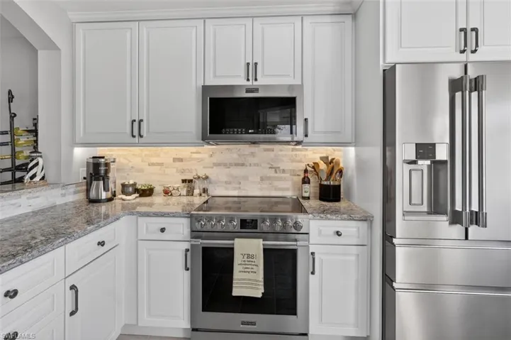 10710 Ravenna Way 305, Fort Myers, Florida 33913