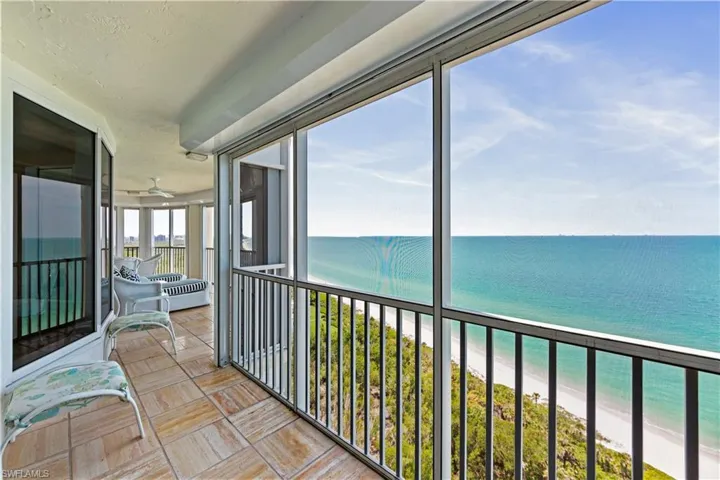 8111  Bay Colony  DR, Naples, FL 34108