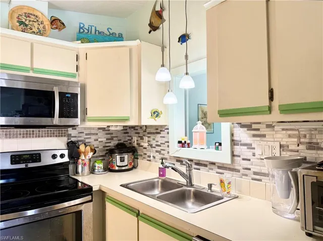 295  Imperial Wilder  BLVD, Naples, FL 34114