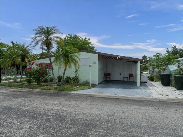 16200 Cathy Ct, Fort Myers, Florida 33908