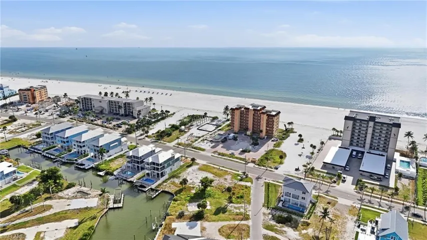 View of property location with unending shoreline