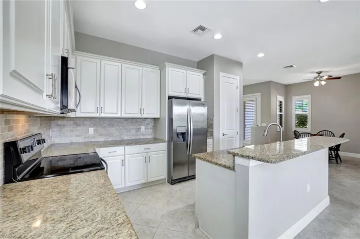 1416  Lucena S LN, Naples, FL 34113