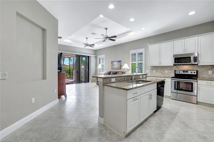 1416  Lucena S LN, Naples, FL 34113
