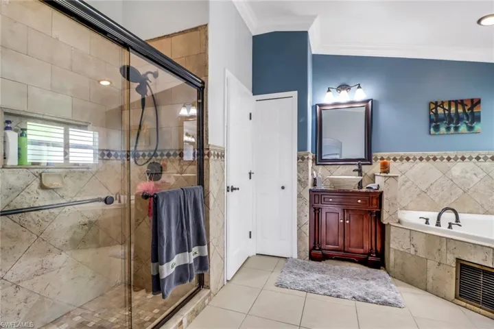 109 38th Pl, Cape Coral, Florida 33993